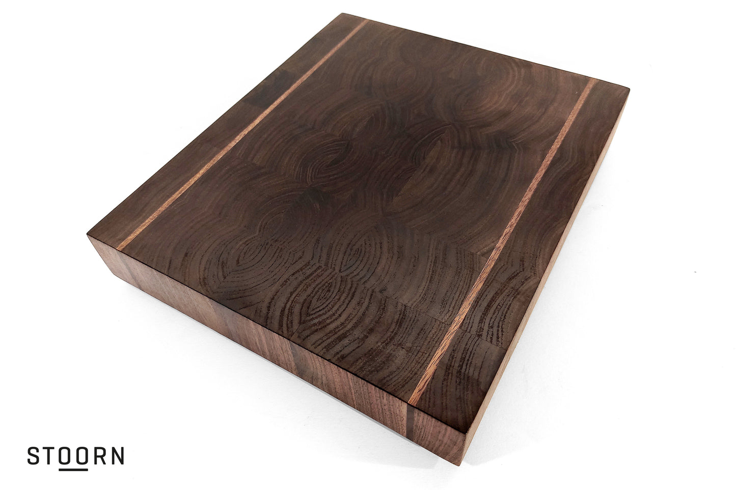 Black walnut cutting board with light stripes - FR_BW_03