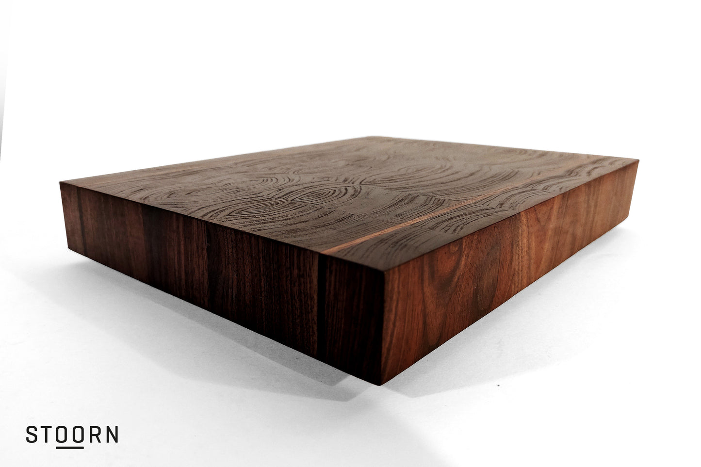 Black walnut cutting board with light stripes - FR_BW_03